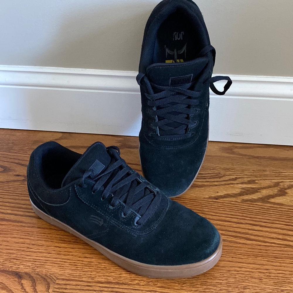 EUC! Men’s Joslin Sneaker by Etnies